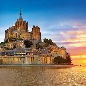 Des Amoureux La Tanière Pontorson