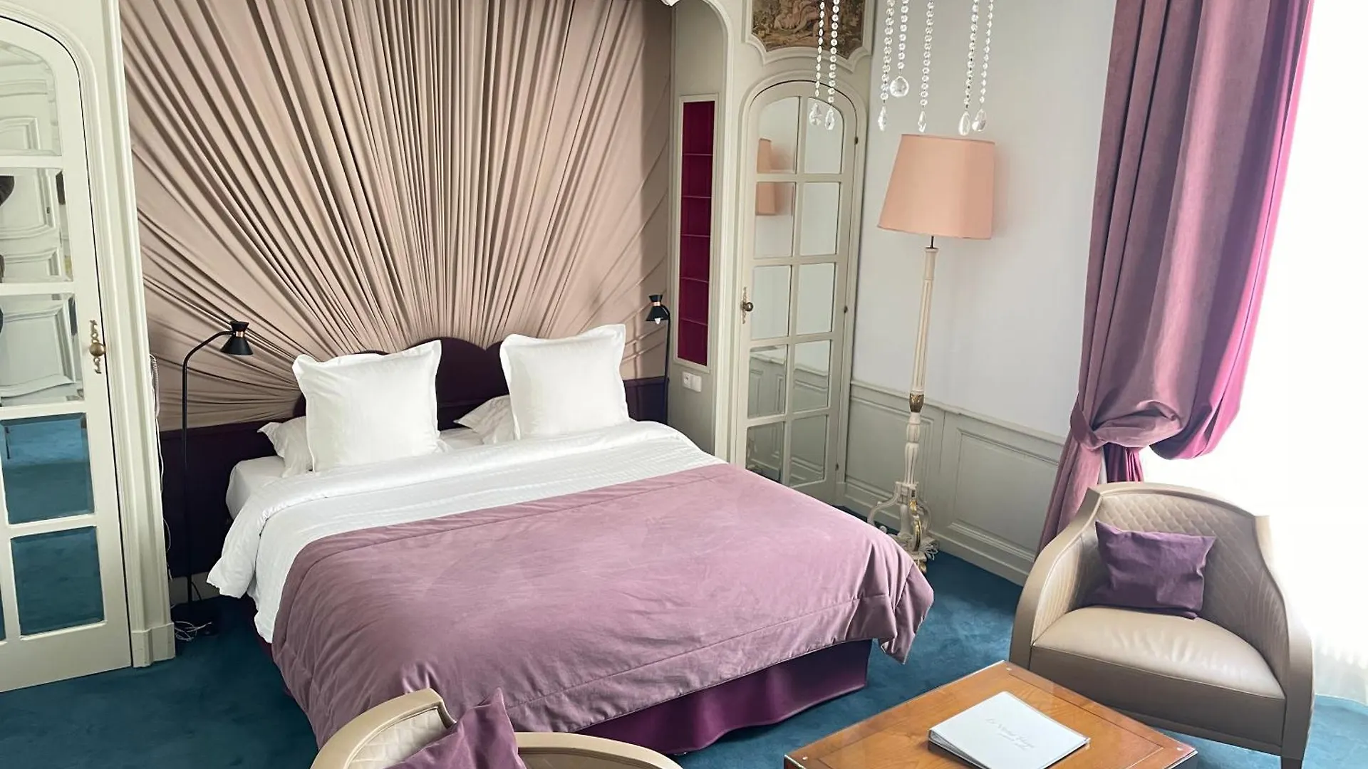 Hôtel Victor Hugo Pontorson Hotel