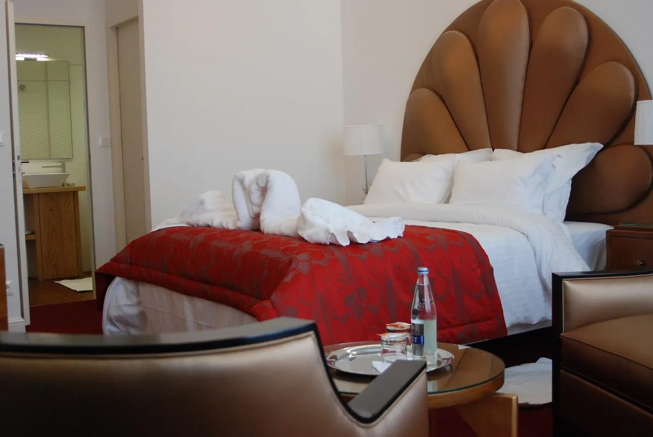 Hôtel Victor Hugo Pontorson Hotel